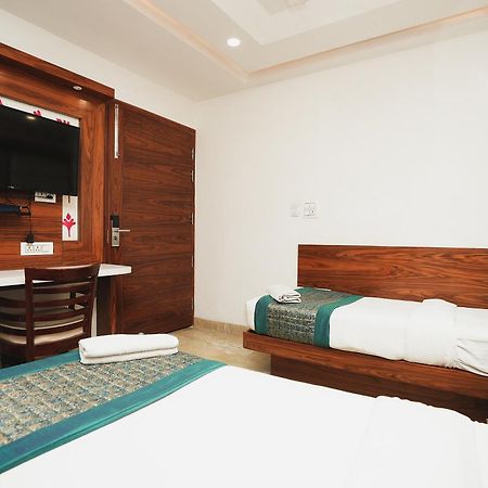 Hotel Kabir Palace Karol Bagh نيودلهي المظهر الخارجي الصورة