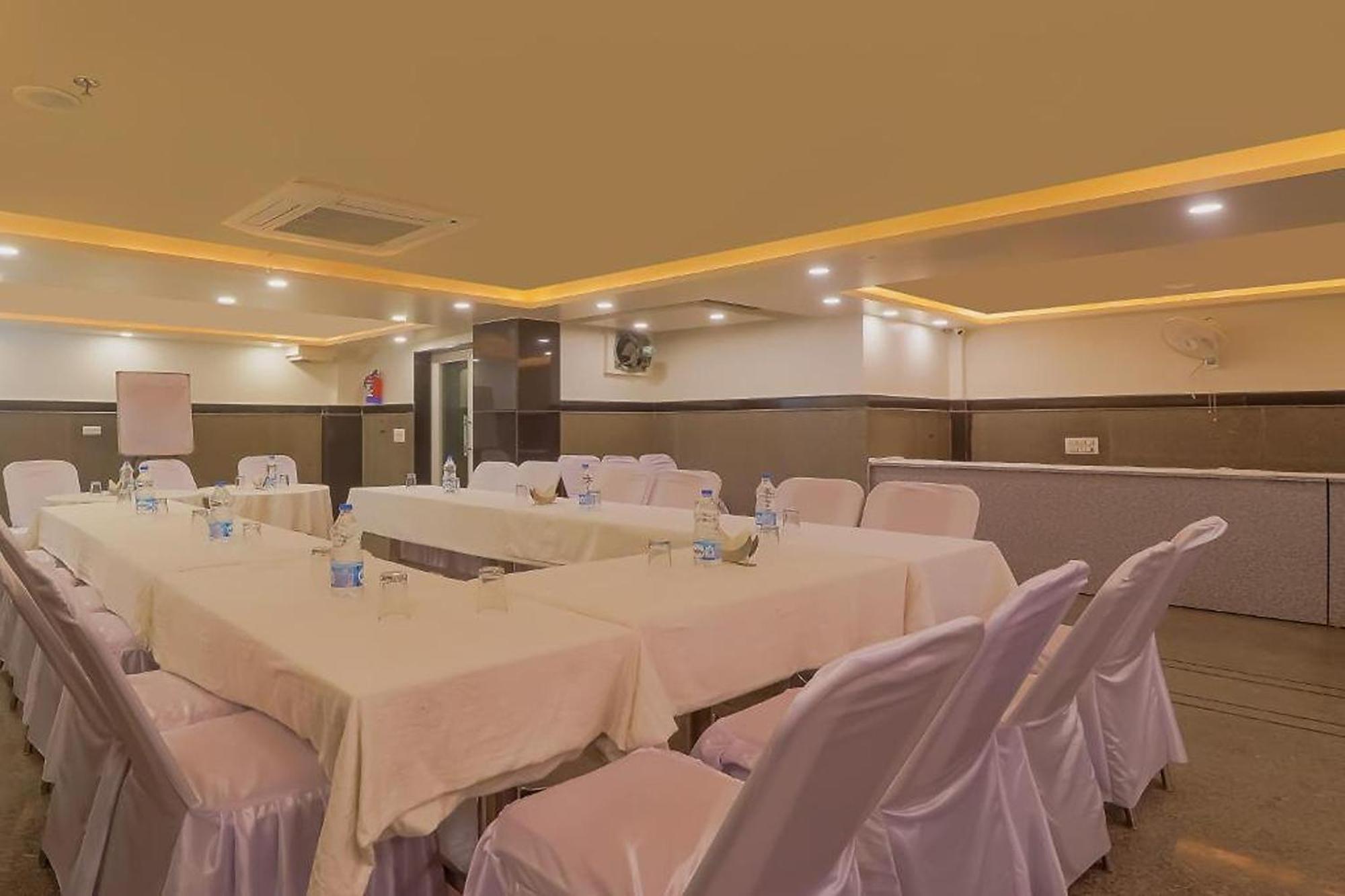 Hotel Kabir Palace Karol Bagh نيودلهي المظهر الخارجي الصورة