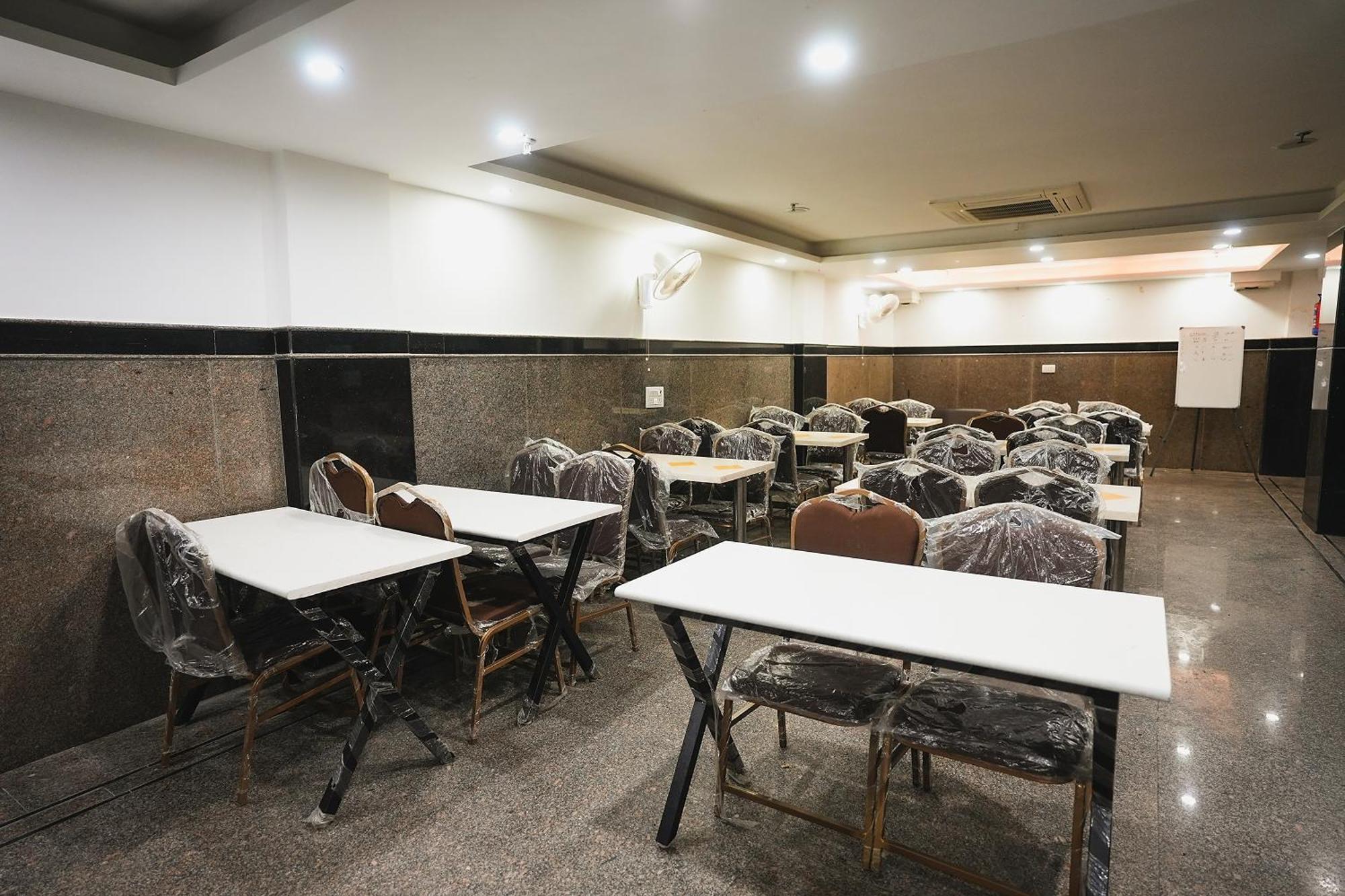 Hotel Kabir Palace Karol Bagh نيودلهي المظهر الخارجي الصورة